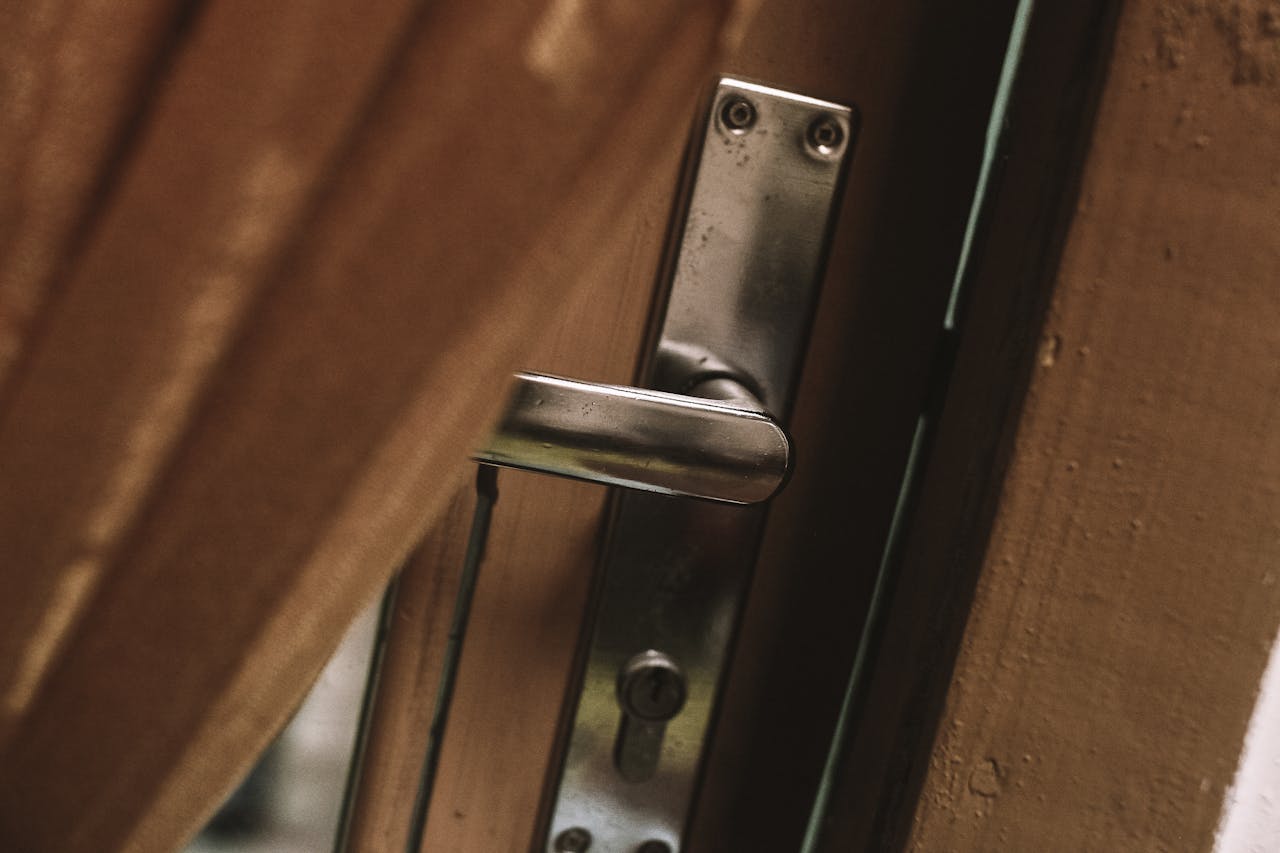 Residential lock repair
